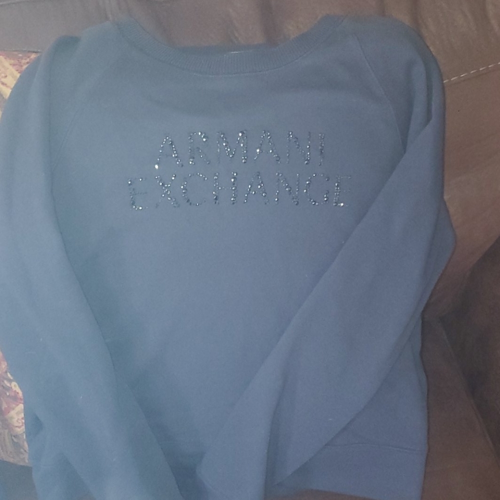 Sweat shirts